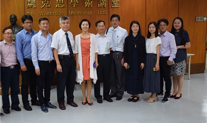 Yang Liqiong, Deputy Director of the Chongqing Municipal Commission of Economy and Information, led a delegation to go to Taiwan to attract investment