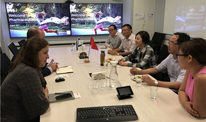 Yang Liqiong, Deputy Director of Chongqing Municipal Commission of Economy and Information, led a delegation to go to Israel to attract investment