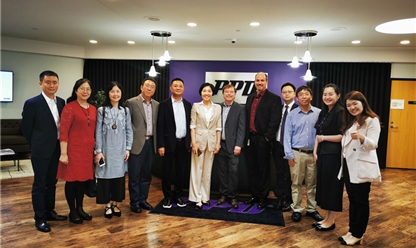 Yang Liqiong, Deputy Director of the Chongqing Municipal Commission of Economy and Information, led a delegation to investigate the Cincinnati Laboratory of PPD in America.
